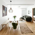 W Apartments Near Passenger Port